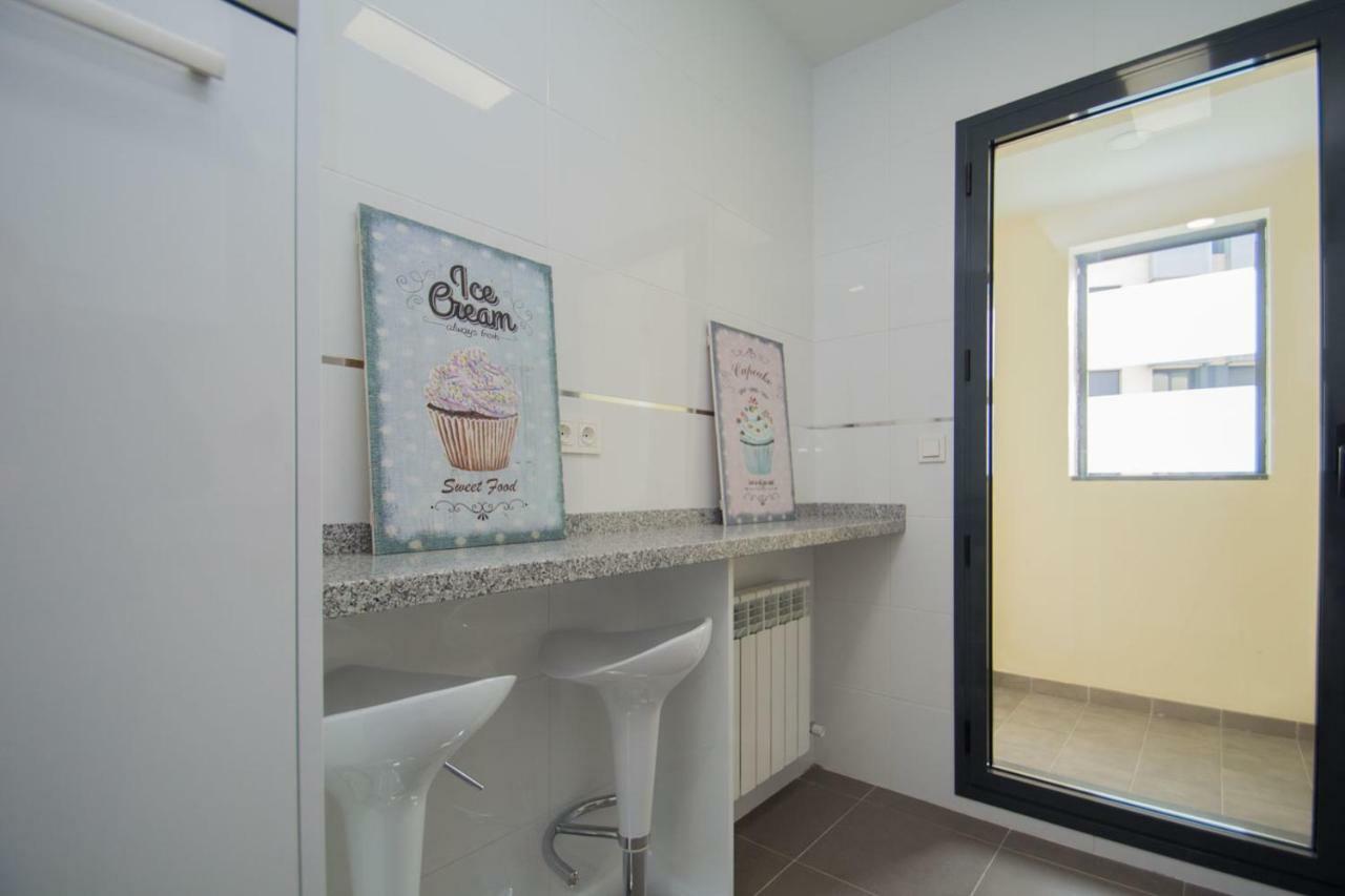 Enjoygranada Arabial 5A - Pool & Free Parking Apartament Zewnętrze zdjęcie